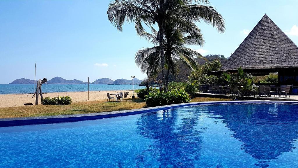Stay at Beachfront Resorts after sailing trip in Labuan Bajo
